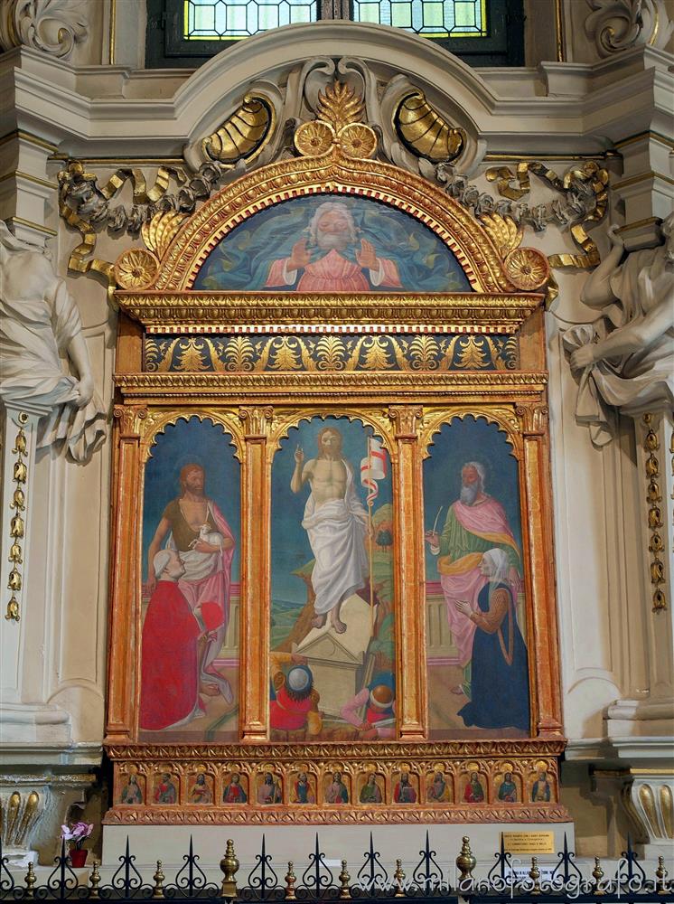 Milano - Trittico della Resurrezione con i Santi Giovanni Battista ed Evangelista ed i commitenti nell'Abbazia di Casoretto